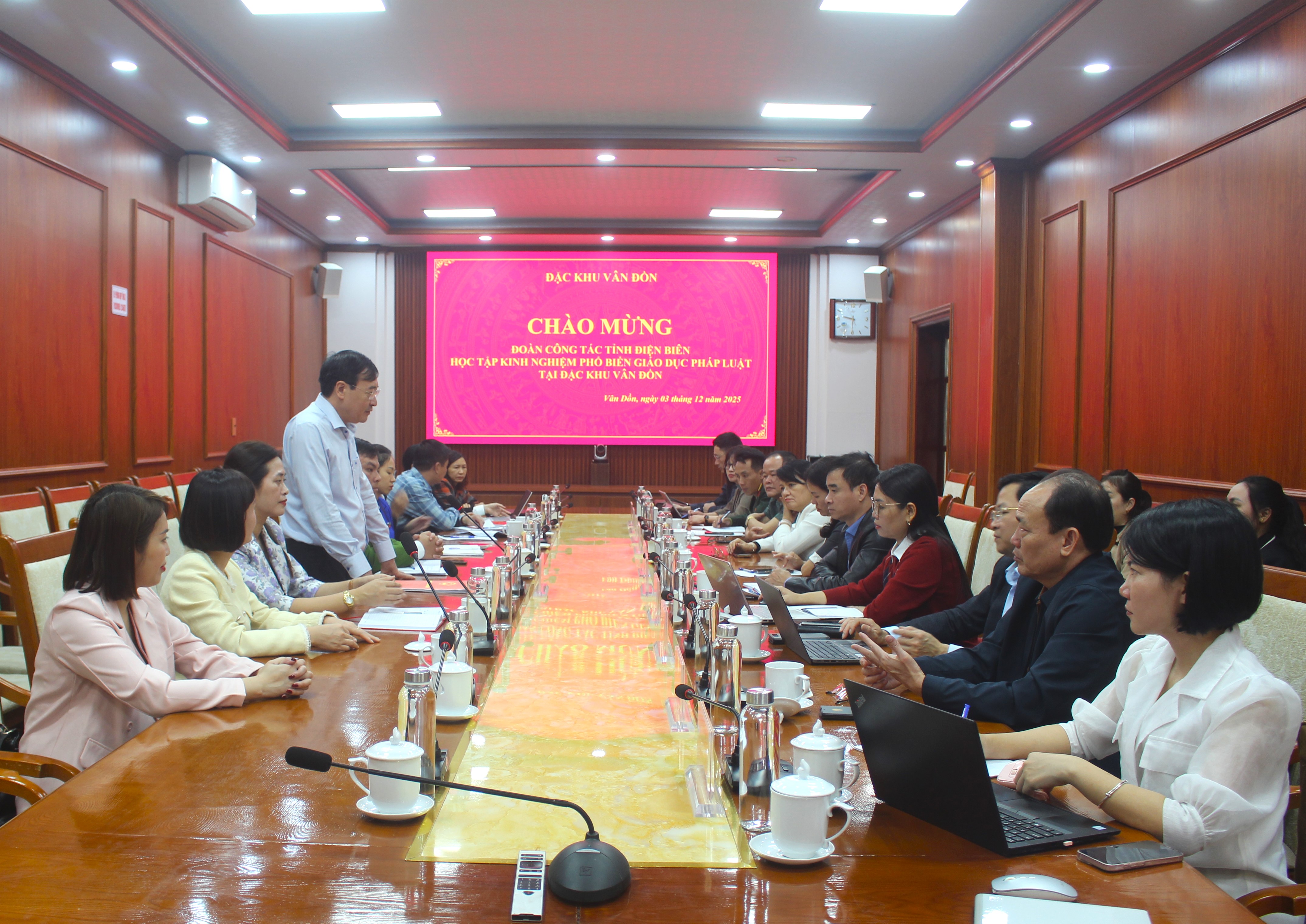 Hội đồng phối hợp phổ biến, giáo dục pháp luật tỉnh Điện Biên  trao đổi kinh nghiệm tại tỉnh Quảng Ninh